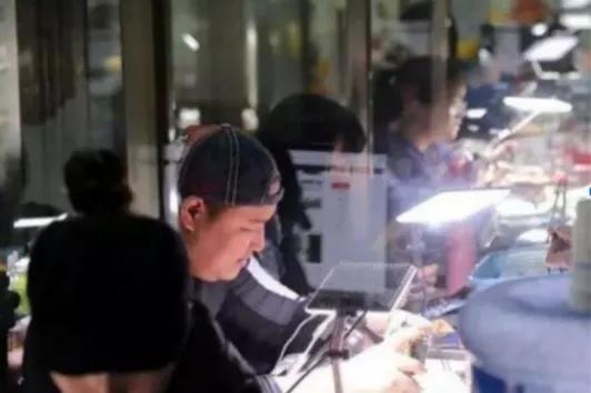 直播翡翠的专业知识用的术语,翡翠直播知识学习-第2张图片-翡翠网 直播翡翠的专业知识用的术语,翡翠直播知识学习-第2张图片-翡翠网