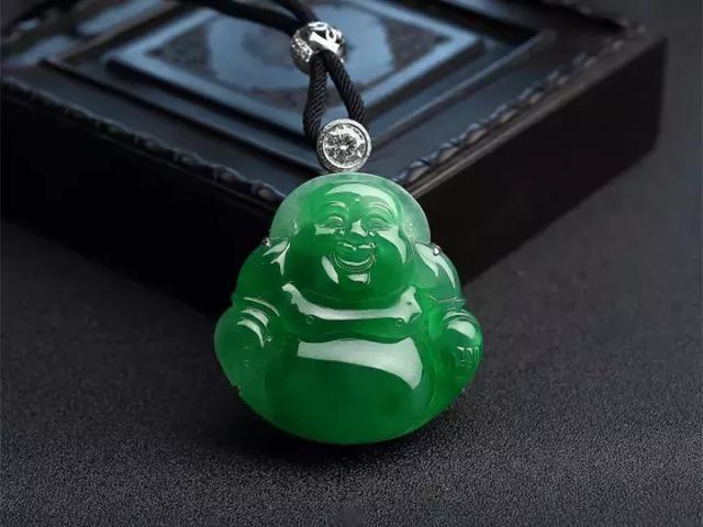 玻璃种翡翠知识讲解,翡翠行情知识大全-第5张图片-翡翠网 玻璃种翡翠知识讲解,翡翠行情知识大全-第5张图片-翡翠网