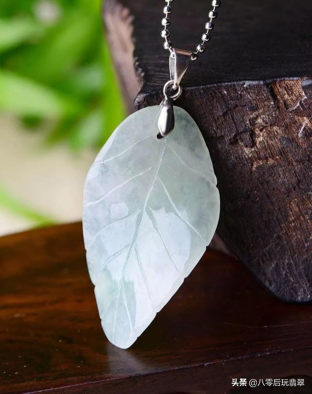 干白种翡翠手镯,干白种翡翠手镯的价格-第3张图片-翡翠网 干白种翡翠手镯,干白种翡翠手镯的价格-第3张图片-翡翠网