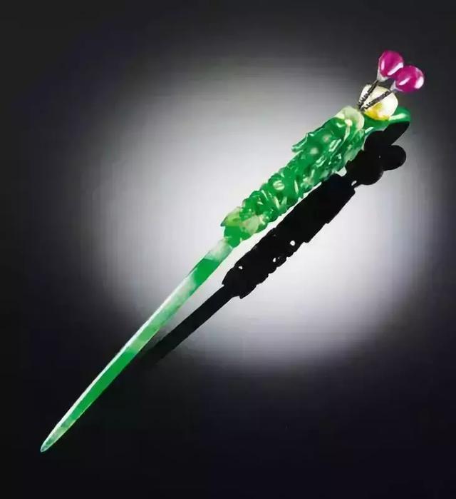 太后翡翠原石,慈禧太后的翡翠西瓜在哪里-第2张图片-翡翠网 太后翡翠原石,慈禧太后的翡翠西瓜在哪里-第2张图片-翡翠网