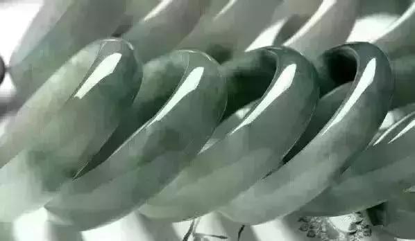 翡翠怎么上抛光粉,粉翡翠价格-第11张图片-翡翠网 翡翠怎么上抛光粉,粉翡翠价格-第11张图片-翡翠网