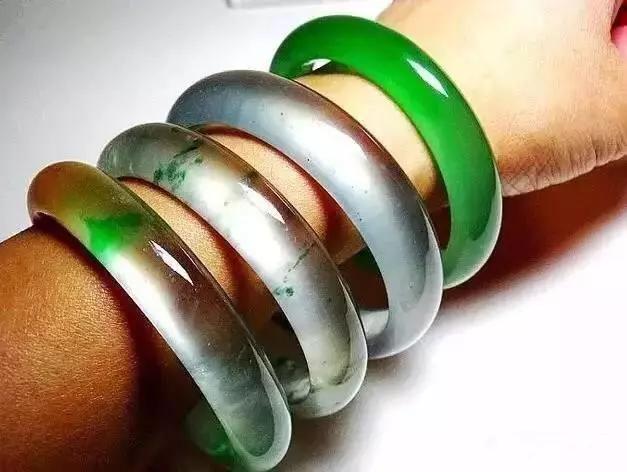 翡翠怎么上抛光粉,粉翡翠价格-第14张图片-翡翠网 翡翠怎么上抛光粉,粉翡翠价格-第14张图片-翡翠网