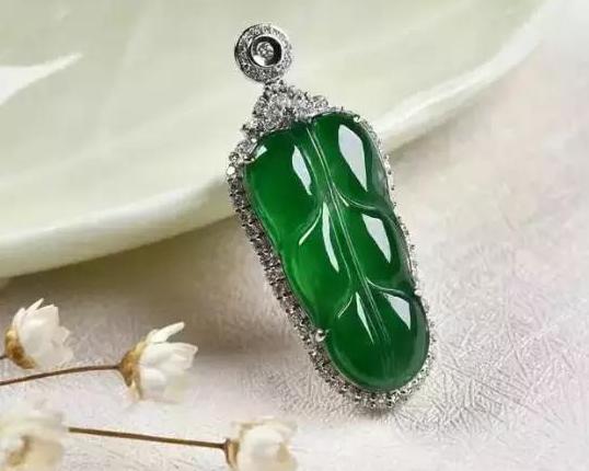 翡翠常用价格术语表,翡翠知识专业术语-第9张图片-翡翠网 翡翠常用价格术语表,翡翠知识专业术语-第9张图片-翡翠网