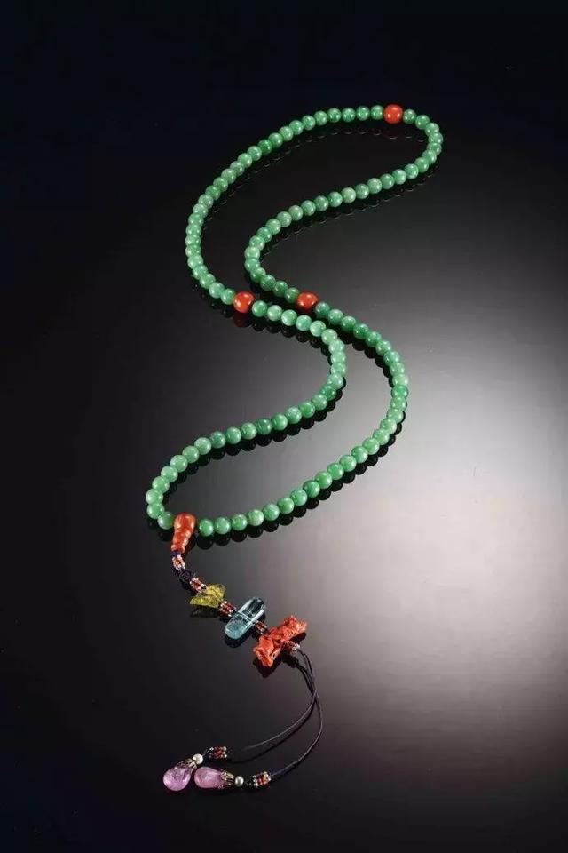 银丝手镯制作方法,清朝银丝翡翠手镯-第20张图片-翡翠网 银丝手镯制作方法,清朝银丝翡翠手镯-第20张图片-翡翠网