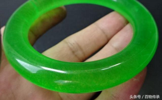 买翡翠手镯去哪个网站,刚买回来的翡翠手镯-第2张图片-翡翠网 买翡翠手镯去哪个网站,刚买回来的翡翠手镯-第2张图片-翡翠网