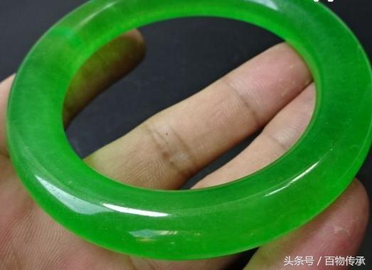 买翡翠手镯去哪个网站,刚买回来的翡翠手镯-第3张图片-翡翠网 买翡翠手镯去哪个网站,刚买回来的翡翠手镯-第3张图片-翡翠网