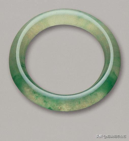 翡翠手镯薄的好吗,手镯厚的好还是薄的好-第19张图片-翡翠网 翡翠手镯薄的好吗,手镯厚的好还是薄的好-第19张图片-翡翠网