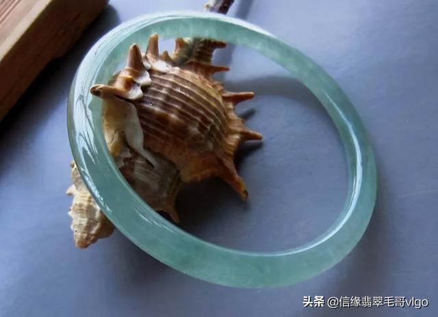 翡翠手镯款式三万左右翡翠手镯图片-第5张图片-翡翠网 翡翠手镯款式三万左右翡翠手镯图片-第5张图片-翡翠网