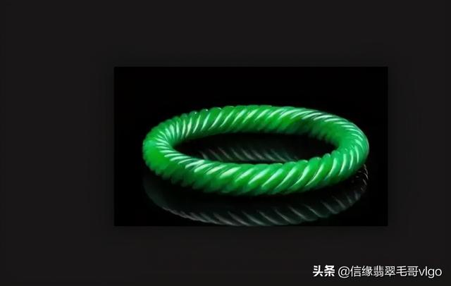 翡翠手镯款式三万左右翡翠手镯图片-第8张图片-翡翠网 翡翠手镯款式三万左右翡翠手镯图片-第8张图片-翡翠网