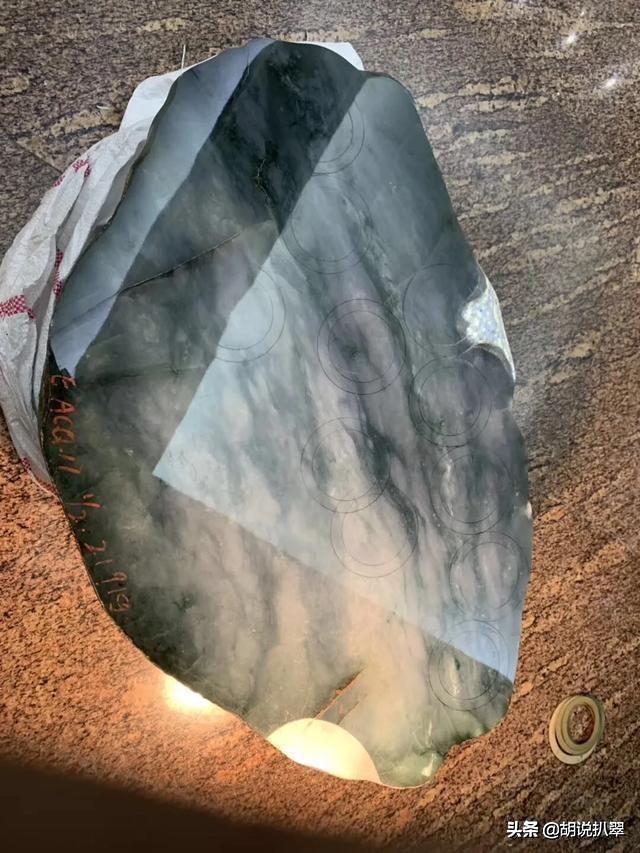 佛山平洲玉器市场水多深平州翡翠手镯-第5张图片-翡翠网 佛山平洲玉器市场水多深平州翡翠手镯-第5张图片-翡翠网