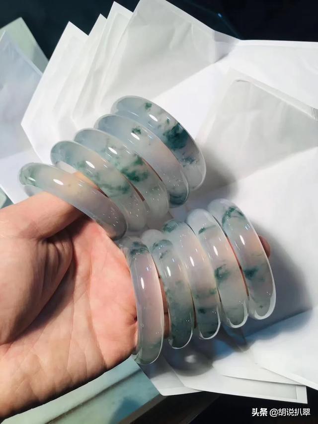佛山平洲玉器市场水多深平州翡翠手镯-第10张图片-翡翠网 佛山平洲玉器市场水多深平州翡翠手镯-第10张图片-翡翠网