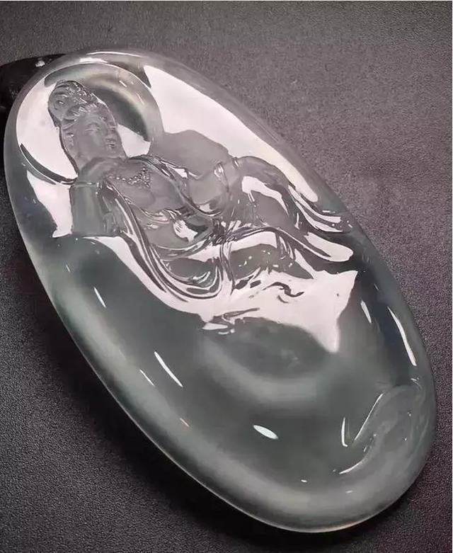 玉可以泡水保养吗,翡翠手镯保养泡在水里-第16张图片-翡翠网 玉可以泡水保养吗,翡翠手镯保养泡在水里-第16张图片-翡翠网