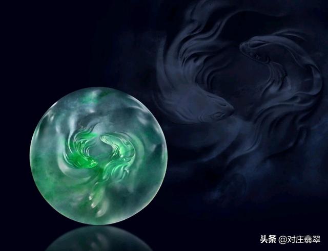 玉镯带水草的是什么玉翡翠水草手镯-第5张图片-翡翠网 玉镯带水草的是什么玉翡翠水草手镯-第5张图片-翡翠网