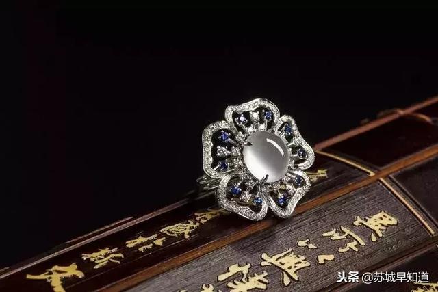 翠佛堂翡翠手镯翠佛堂怎么样-第16张图片-翡翠网 翠佛堂翡翠手镯翠佛堂怎么样-第16张图片-翡翠网