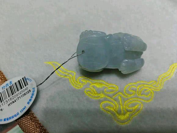 翡翠手镯宽细,翡翠超宽手镯-第6张图片-翡翠网 翡翠手镯宽细,翡翠超宽手镯-第6张图片-翡翠网