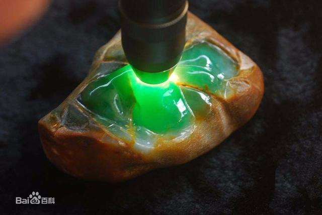 长沙玩翡翠原石的地方,湖南玉石原石-第3张图片-翡翠网 长沙玩翡翠原石的地方,湖南玉石原石-第3张图片-翡翠网