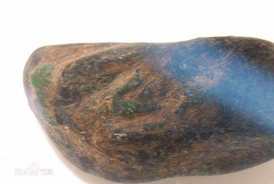 长沙玩翡翠原石的地方,湖南玉石原石-第7张图片-翡翠网 长沙玩翡翠原石的地方,湖南玉石原石-第7张图片-翡翠网