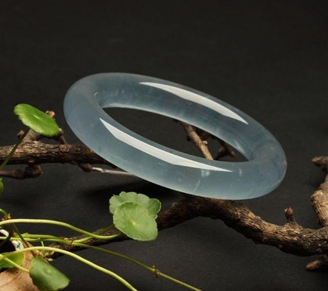 翡翠价格口诀表翡翠价格区间-第1张图片-翡翠网 翡翠价格口诀表翡翠价格区间-第1张图片-翡翠网