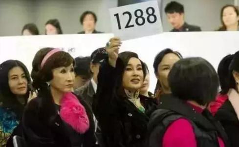 刻翡翠知识偶像大赛翡翠背后可以刻人名字吗-第10张图片-翡翠网 刻翡翠知识偶像大赛翡翠背后可以刻人名字吗-第10张图片-翡翠网