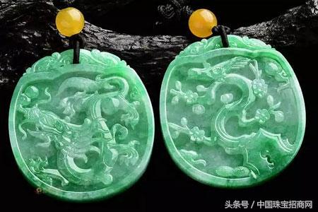 男人送翡翠吊坠代表什么意思,男人送翡翠手镯-第2张图片-翡翠网 男人送翡翠吊坠代表什么意思,男人送翡翠手镯-第2张图片-翡翠网