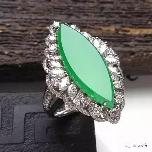 翡翠种类和图解,翡翠冷知识介绍-第11张图片-翡翠网 翡翠种类和图解,翡翠冷知识介绍-第11张图片-翡翠网