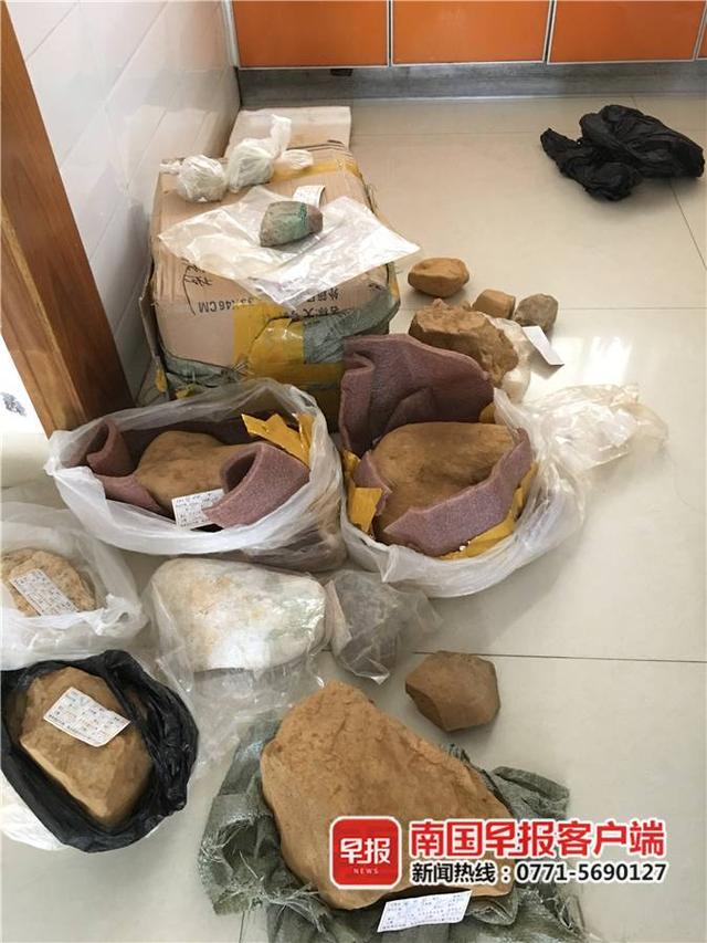 好的翡翠原石,出手翡翠原石-第1张图片-翡翠网 好的翡翠原石,出手翡翠原石-第1张图片-翡翠网