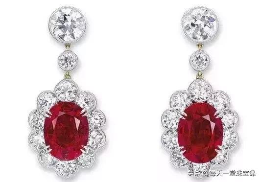 方向盘越轻好还是重好,翡翠手镯很重吗-第10张图片-翡翠网 方向盘越轻好还是重好,翡翠手镯很重吗-第10张图片-翡翠网