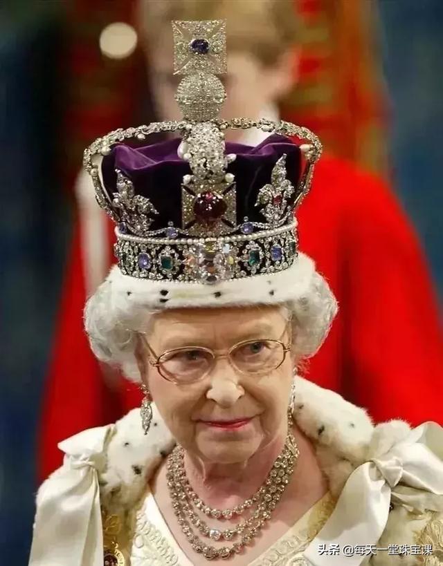 方向盘越轻好还是重好,翡翠手镯很重吗-第14张图片-翡翠网 方向盘越轻好还是重好,翡翠手镯很重吗-第14张图片-翡翠网