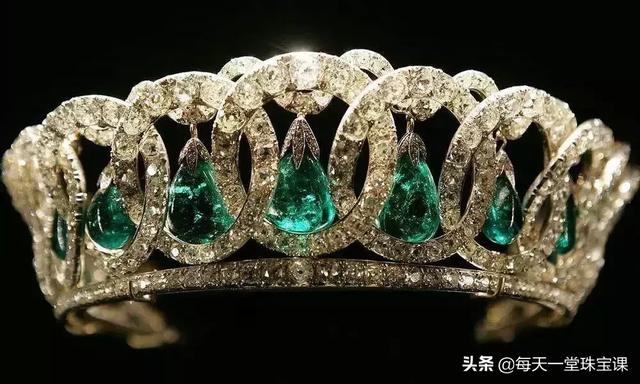 方向盘越轻好还是重好,翡翠手镯很重吗-第29张图片-翡翠网 方向盘越轻好还是重好,翡翠手镯很重吗-第29张图片-翡翠网