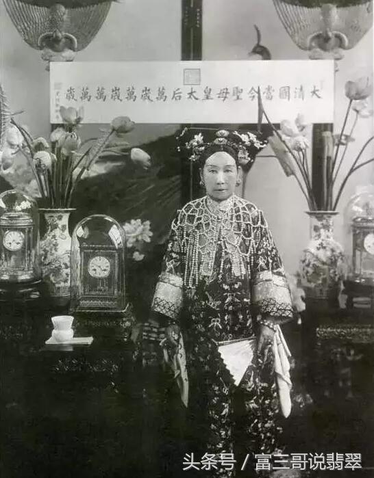 老翡翠与新翡翠的区别老翡翠1080克价格-第3张图片-翡翠网 老翡翠与新翡翠的区别老翡翠1080克价格-第3张图片-翡翠网