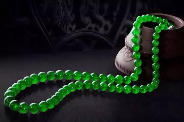 紫罗兰翡翠珠子价格,紫罗兰翡翠价值-第9张图片-翡翠网 紫罗兰翡翠珠子价格,紫罗兰翡翠价值-第9张图片-翡翠网