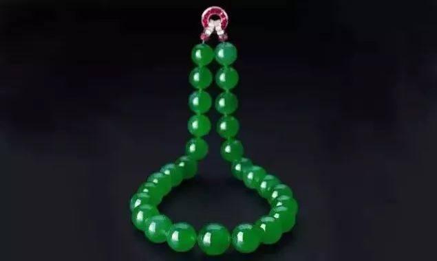 紫罗兰翡翠珠子价格,紫罗兰翡翠价值-第12张图片-翡翠网 紫罗兰翡翠珠子价格,紫罗兰翡翠价值-第12张图片-翡翠网