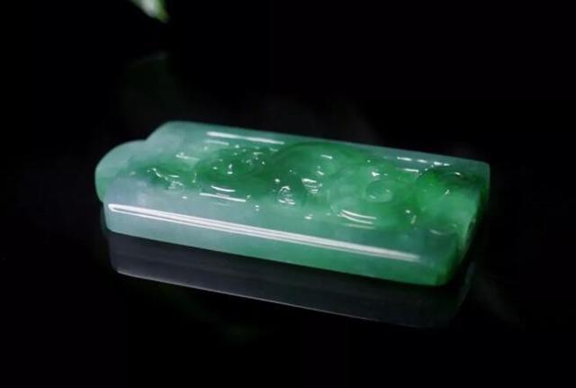 翡翠交易行话翡翠的价格行话-第3张图片-翡翠网 翡翠交易行话翡翠的价格行话-第3张图片-翡翠网