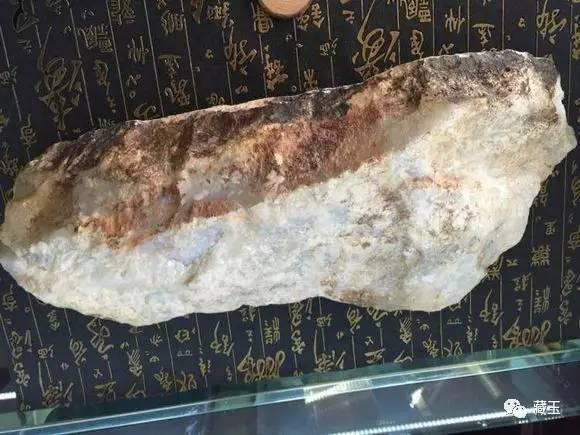 极品翡翠山料原石图片,翡翠山料色料-第11张图片-翡翠网 极品翡翠山料原石图片,翡翠山料色料-第11张图片-翡翠网