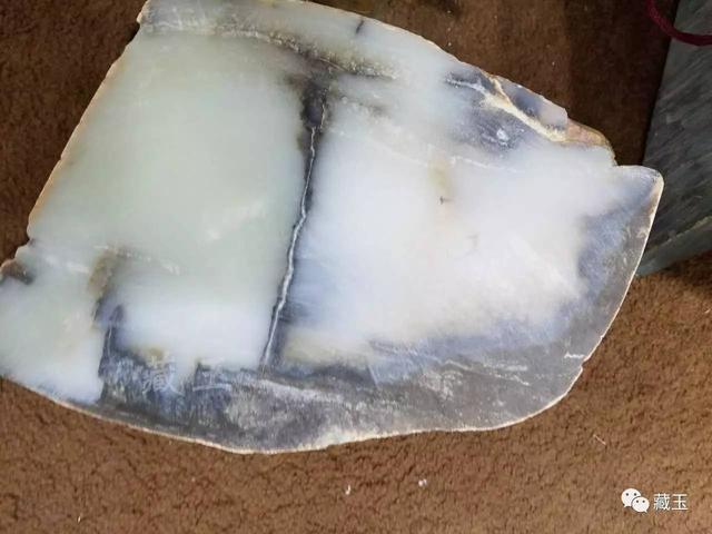 极品翡翠山料原石图片,翡翠山料色料-第24张图片-翡翠网 极品翡翠山料原石图片,翡翠山料色料-第24张图片-翡翠网