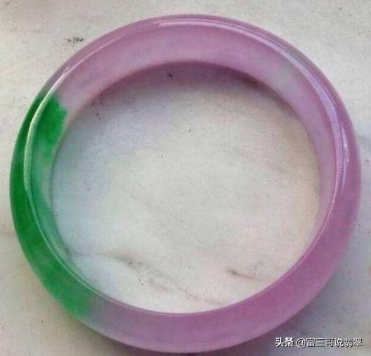 翡翠手镯绿带紫寓意,春带紫翡翠手镯-第4张图片-翡翠网 翡翠手镯绿带紫寓意,春带紫翡翠手镯-第4张图片-翡翠网