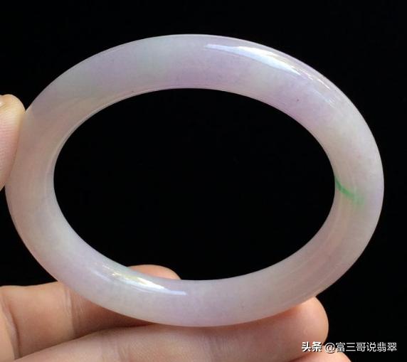 翡翠手镯绿带紫寓意,春带紫翡翠手镯-第5张图片-翡翠网 翡翠手镯绿带紫寓意,春带紫翡翠手镯-第5张图片-翡翠网