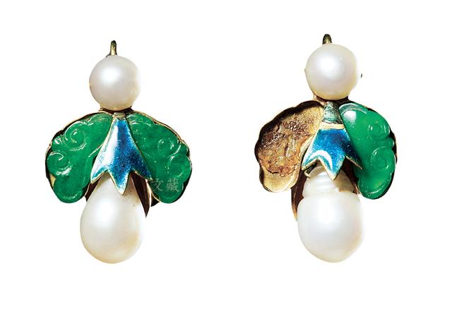 翡翠雕刻竹节手镯,一对7亿的翡翠手镯-第7张图片-翡翠网 翡翠雕刻竹节手镯,一对7亿的翡翠手镯-第7张图片-翡翠网