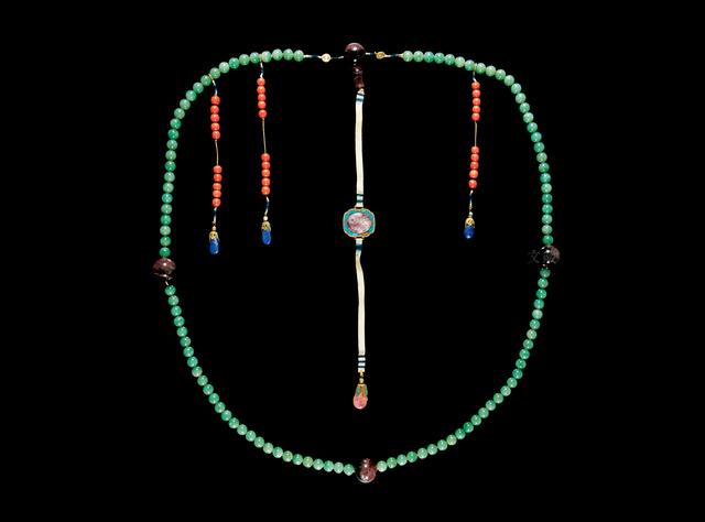 翡翠雕刻竹节手镯,一对7亿的翡翠手镯-第8张图片-翡翠网 翡翠雕刻竹节手镯,一对7亿的翡翠手镯-第8张图片-翡翠网