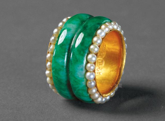 翡翠雕刻竹节手镯,一对7亿的翡翠手镯-第14张图片-翡翠网 翡翠雕刻竹节手镯,一对7亿的翡翠手镯-第14张图片-翡翠网