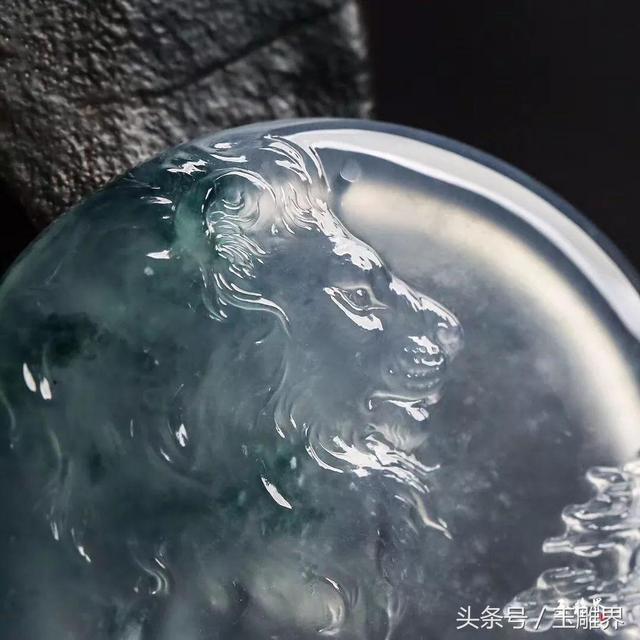 翡翠手镯芯网上买的翡翠手镯是真的吗-第3张图片-翡翠网 翡翠手镯芯网上买的翡翠手镯是真的吗-第3张图片-翡翠网