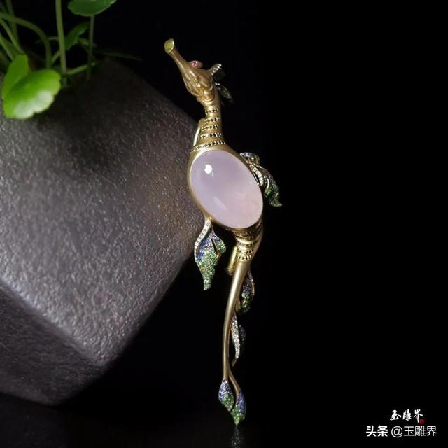 翡翠手镯送女同学有讲究吗翡翠有什么讲究-第9张图片-翡翠网 翡翠手镯送女同学有讲究吗翡翠有什么讲究-第9张图片-翡翠网