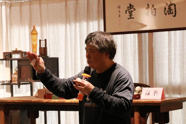 翡翠介绍讲解知识视频,汪哲翡翠知识视频-第3张图片-翡翠网 翡翠介绍讲解知识视频,汪哲翡翠知识视频-第3张图片-翡翠网