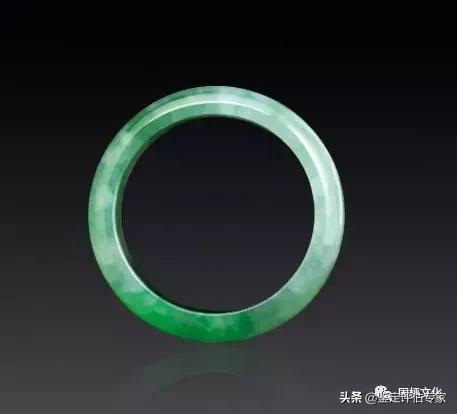 金镶翡翠手镯价格翡翠镶金好吗-第4张图片-翡翠网 金镶翡翠手镯价格翡翠镶金好吗-第4张图片-翡翠网