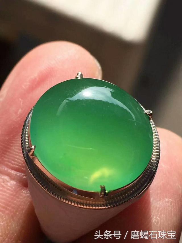 冰晴翡翠价格高吗玉价格高还是翡翠价格高-第2张图片-翡翠网 冰晴翡翠价格高吗玉价格高还是翡翠价格高-第2张图片-翡翠网