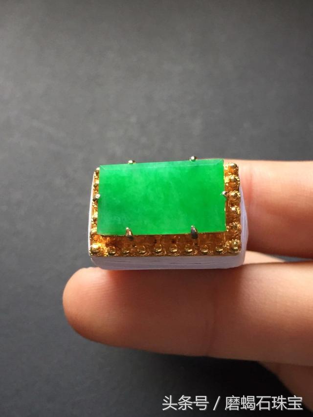 冰晴翡翠价格高吗玉价格高还是翡翠价格高-第4张图片-翡翠网 冰晴翡翠价格高吗玉价格高还是翡翠价格高-第4张图片-翡翠网