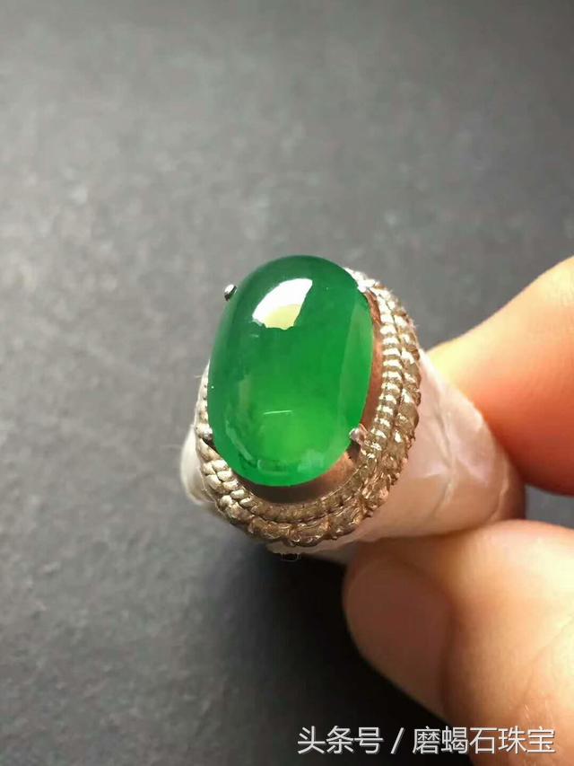 冰晴翡翠价格高吗玉价格高还是翡翠价格高-第5张图片-翡翠网 冰晴翡翠价格高吗玉价格高还是翡翠价格高-第5张图片-翡翠网