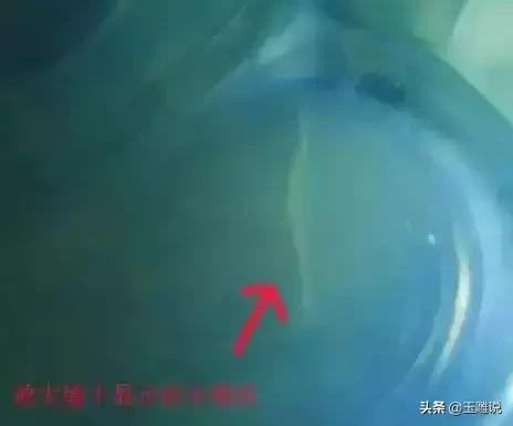 翡翠手镯有裂值得买吗,翡翠手镯裂痕图片-第10张图片-翡翠网 翡翠手镯有裂值得买吗,翡翠手镯裂痕图片-第10张图片-翡翠网