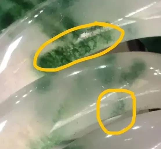 巴山玉与翡翠图片比较,巴山翡翠手镯图片-第5张图片-翡翠网