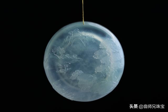 镯心料雕刻成品上身图,翡翠手镯镯心设计-第2张图片-翡翠网 镯心料雕刻成品上身图,翡翠手镯镯心设计-第2张图片-翡翠网